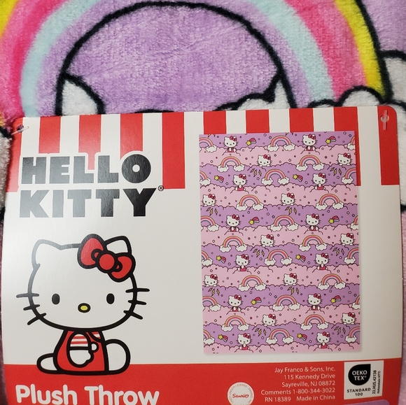 HELLO KITTY Sanrio purple stormy rainbow plush throw blanket - Picture 3 of 3